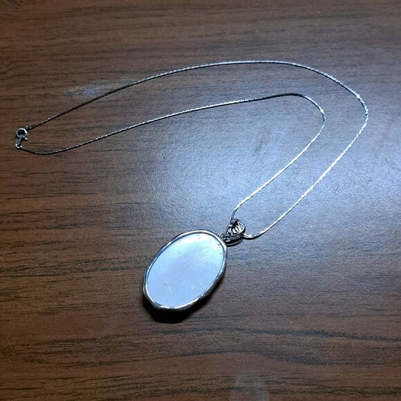 Pink Conch Shell Rhodium Over Silver Fancy Rose Pendant with Chain.
Pendant - Picture 4 of 7